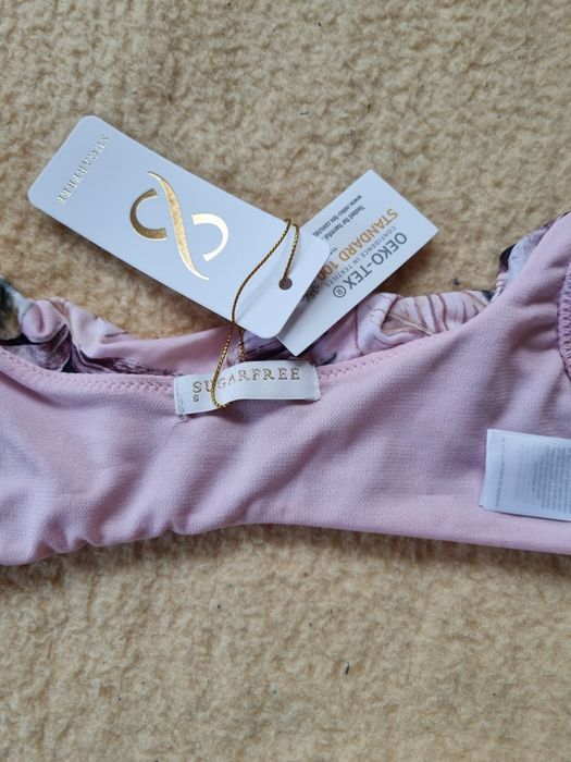 Dwuczęściowy kostium kąpielowy