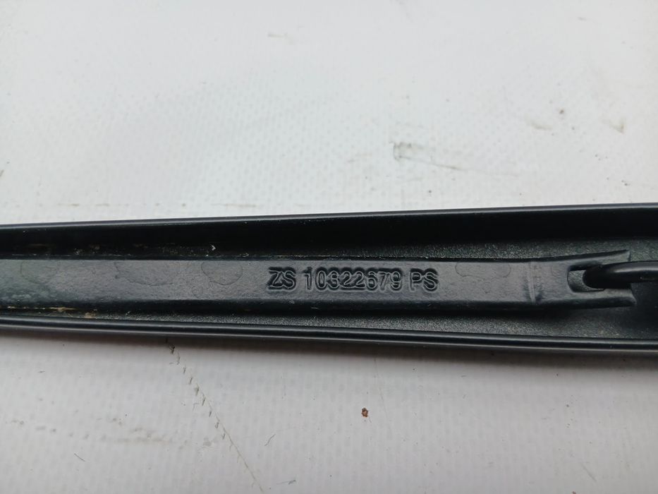 Haste / braço de escova limpa vidros frente direita MG MG ZS SUV