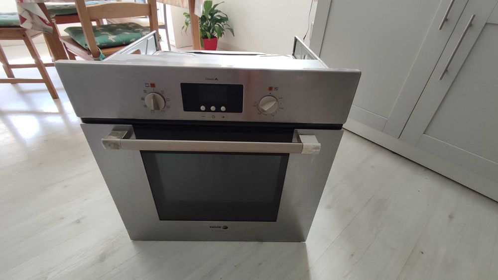 Forno de encastre Fagor HT-50 1HV121X1 em bom estado de funcionamento