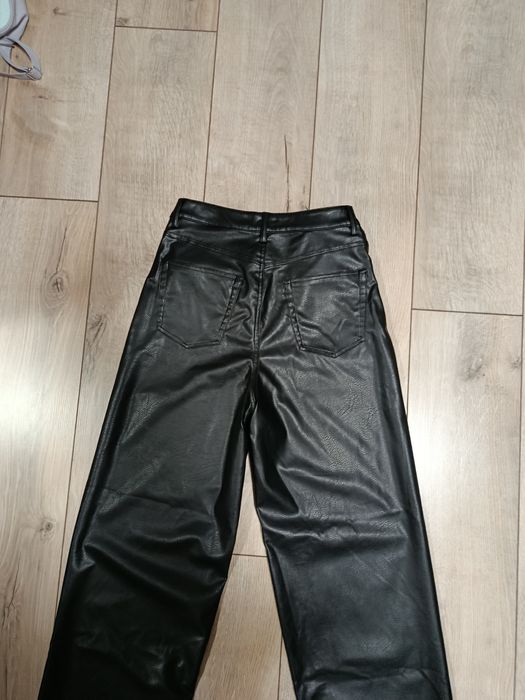 Шкіряні штани з екошкіри H&M, р. S-M