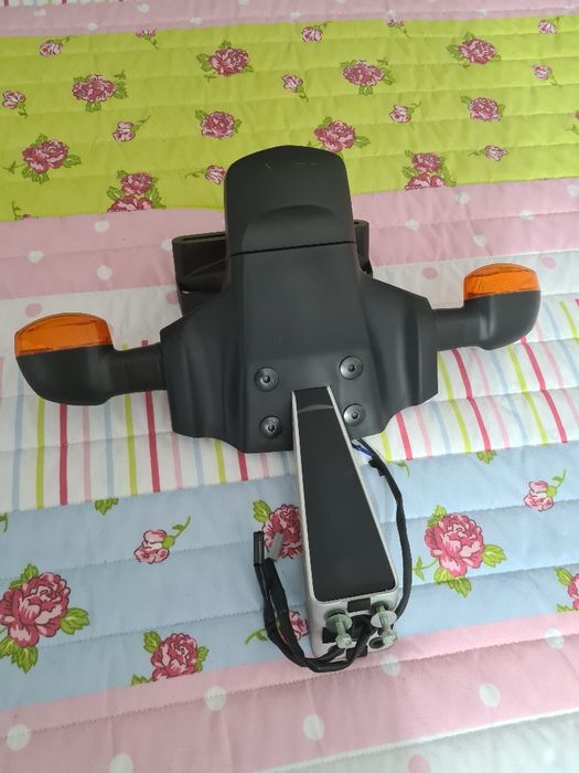Suporte matricula original R1 crossplane