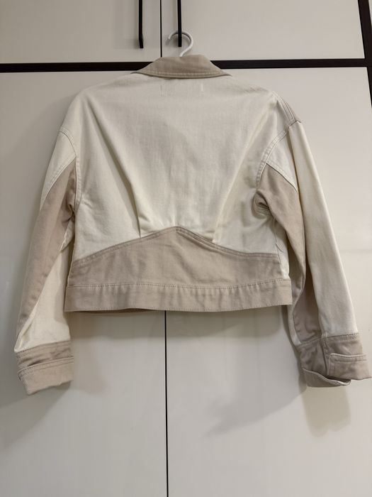 Жіноча джинсова курточка Bershka