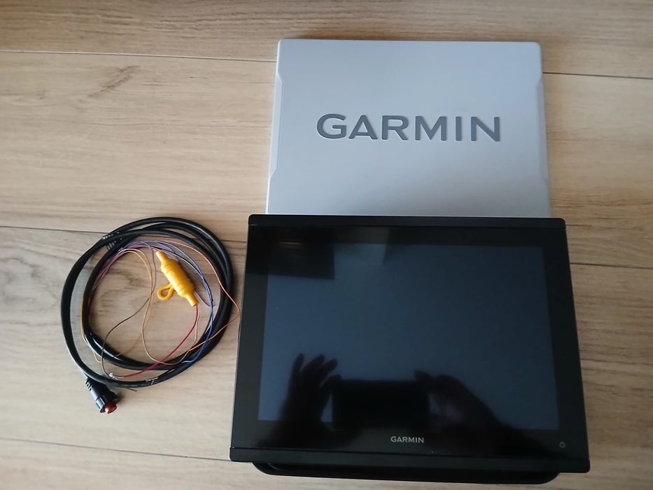 Garmin GPSMAP 1243 xsv