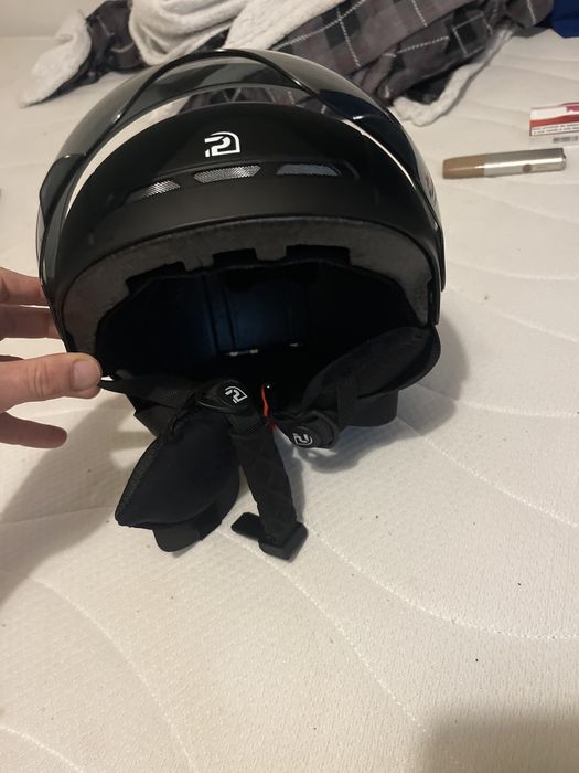 Capacete praticamente novo