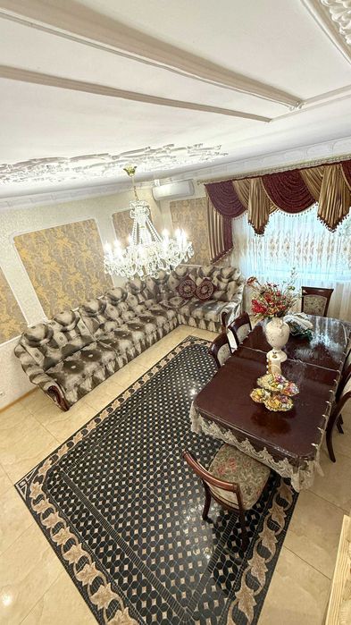 Оренда. Шикарний будинок з доглянутою ділянкою у затишному районі