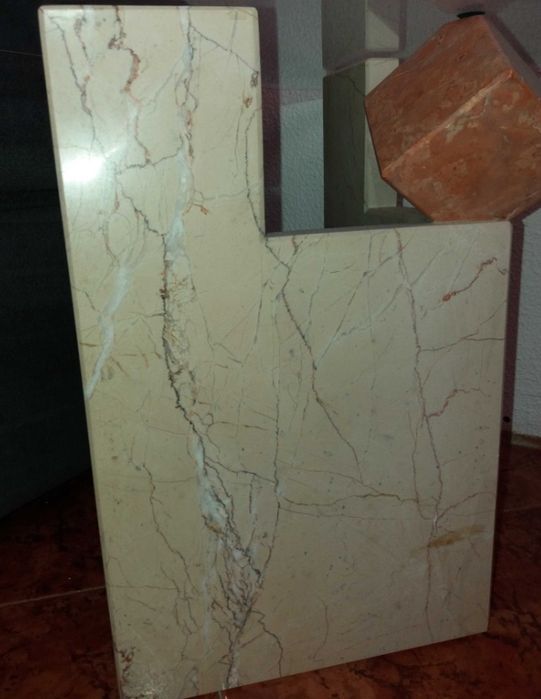 Mesa de apoio 1 m por 60 cm