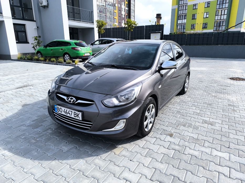 Продам автомобіль hyundai accent 2011 року