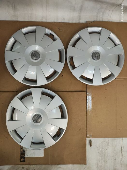 Kołpak 16 Audi 8V0.601.147C 3sztuki