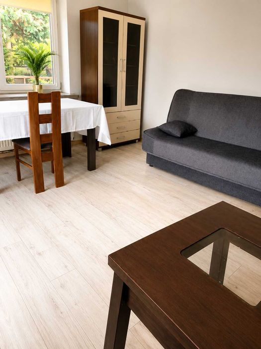 Mieszkanie dla 3 studentek – 55 m², taras 30 m², parking Sławin