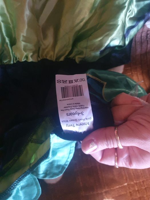 Продам платье для девочки