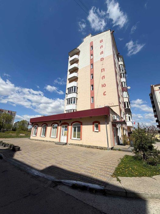 Продаж комерційного приміщення в місті Долина