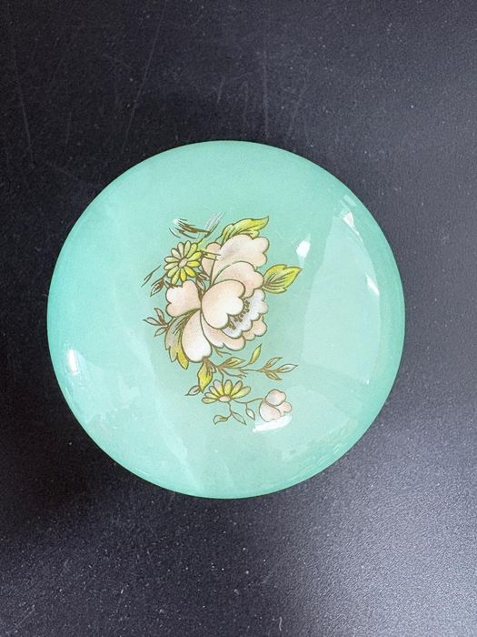 Szkatułka z kwiatem vintage włoski alabaster