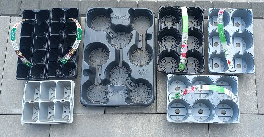 Wielodoniczka produkcyjna paleta do rozsadów wielodoniczki