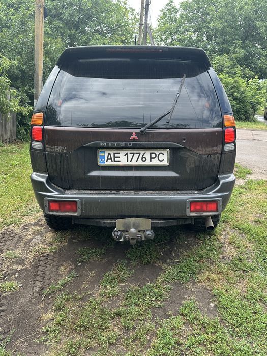 Mitsubishi pajero sport 1