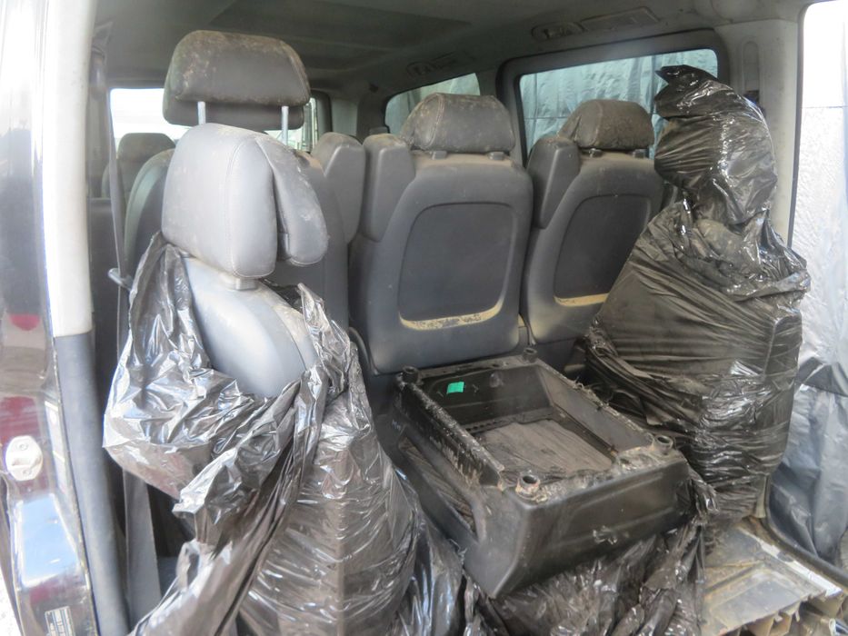 mercedes vito viano 11r wnętrze fotele środek kanapa boczki komplet