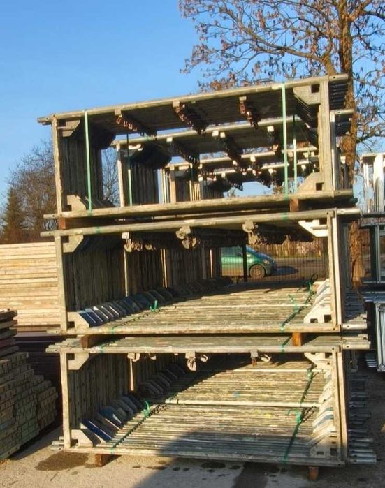 Używane rusztowanie Baumann z nowymi podestami 8x15,35 w BDB stanie