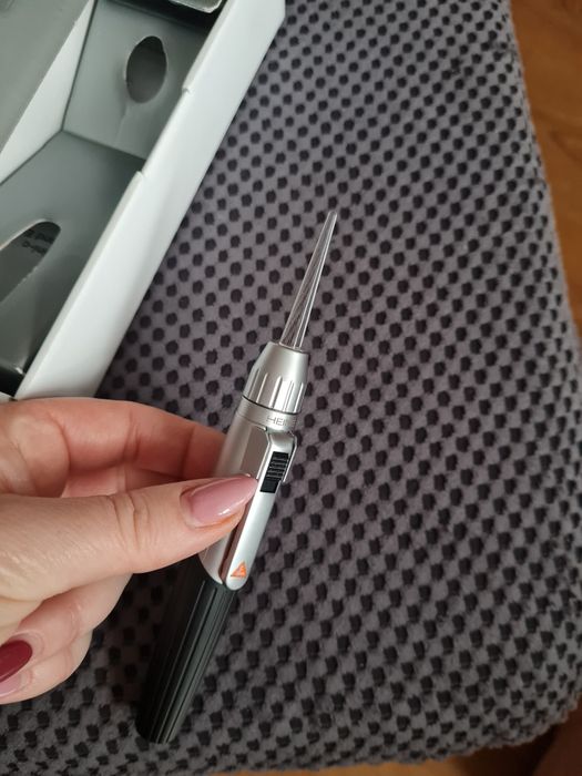 Latarka Diagnostyczna  Mini-E ze sztabką świetlną D-008.73.103
Latarka