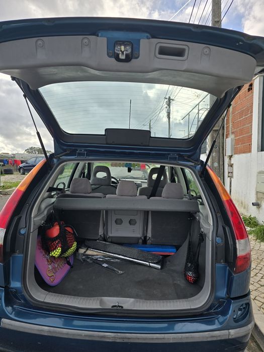 Vendo Nissan Almera Tino