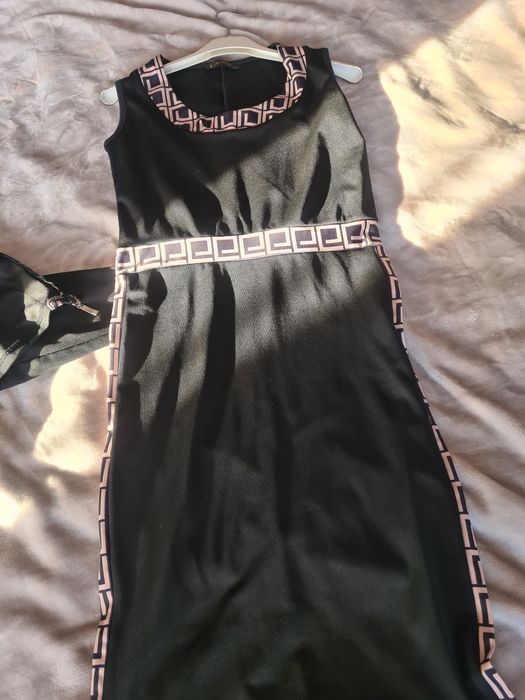 Czarna sukienka z bolerkiem