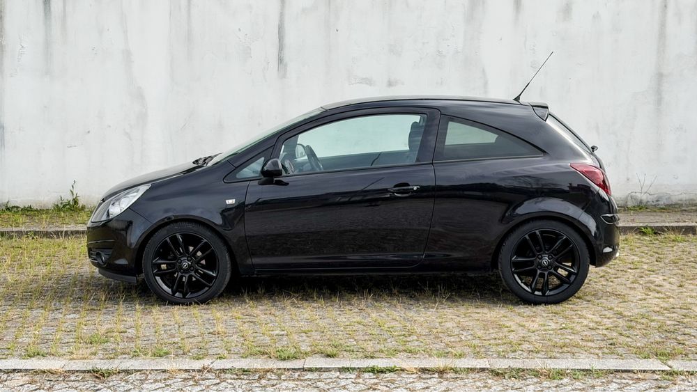Opel Corsa D 1.2 Black Edition 2010