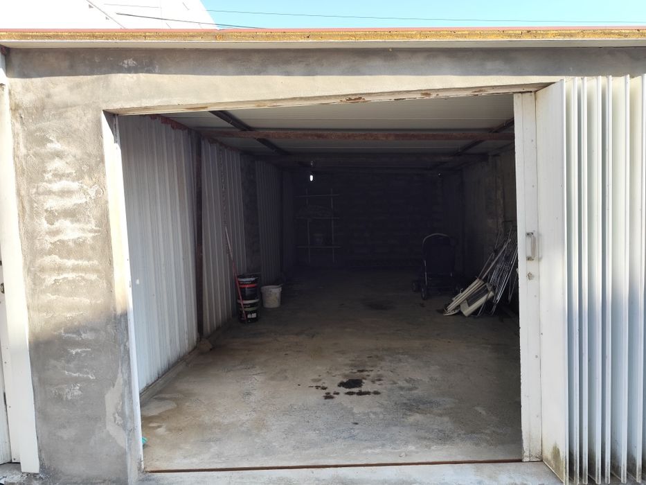 Alugo apartamento T2
