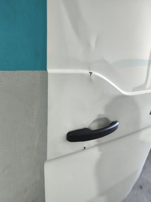 Porta TRASEIRA DIREITA RENAULT MASTER IV 2024–2026 / NISSAN INTERSTAR III / OPEL MOVANO – H2 – 86,5 × 189 CM –