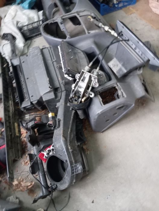 Продам запчастини на віто 638,