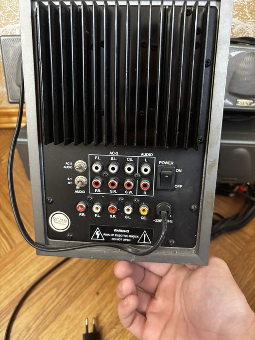 Дамашній кін Sven sps-858