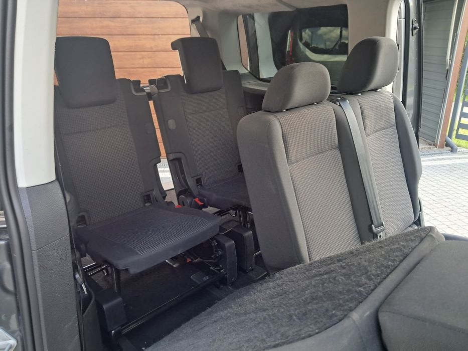 Sprzedam Vw caddy maxi long 7 osobowy