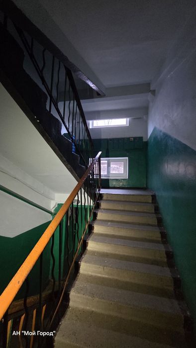 2 комн 44 квартал, ул.Калантая, с раздельными комнатами