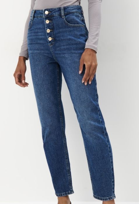 Spodnie damskie jeansowe Mohito Mom Slim