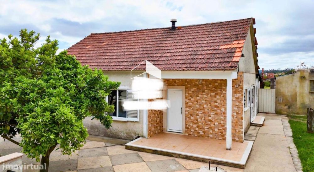 Vende-se Moradia em Caxarias T3