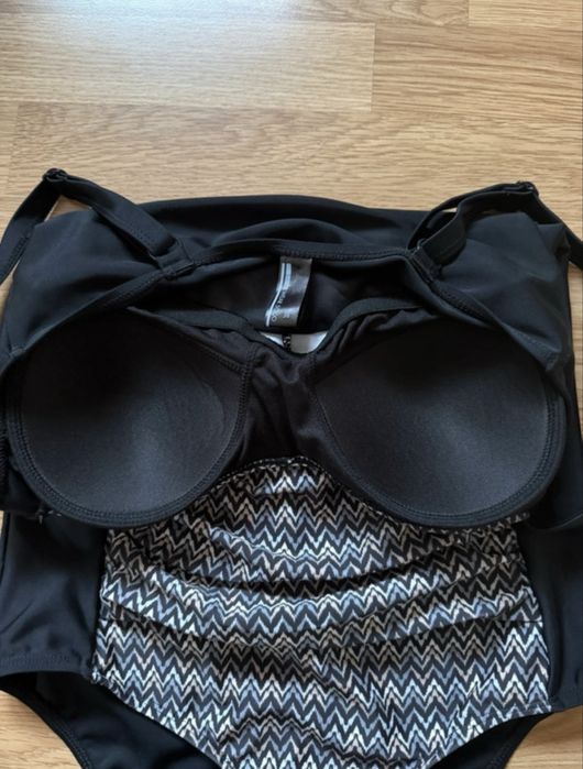 Nowy strój kąpielowy