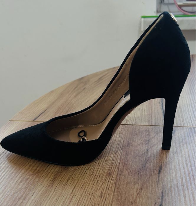Czarne zamszowe szpilki 10 cm Nine West