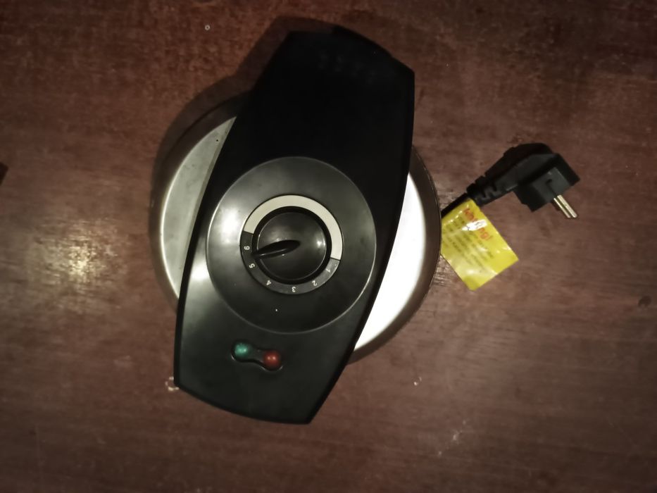 Электро вафельница LIFETEC LT 10552