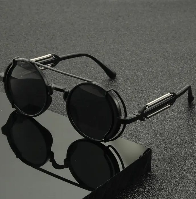 Вінтажні окуляри в 3х кольорах