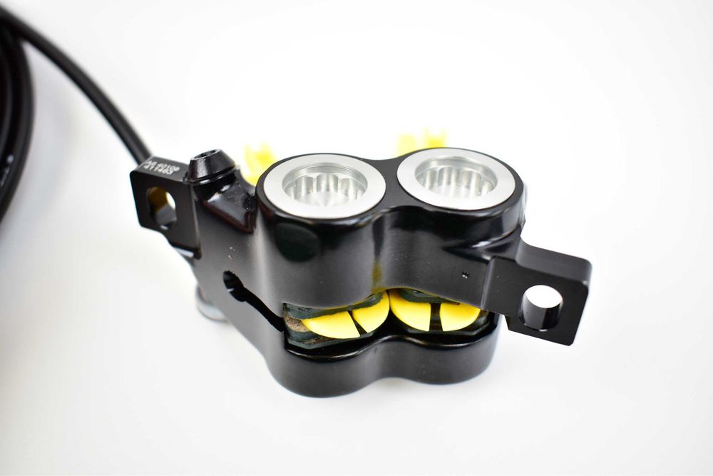 NOWE MAGURA MT5 HC 1 palec hamulce hydrauliczne 4-tłoczkowe FV 23%