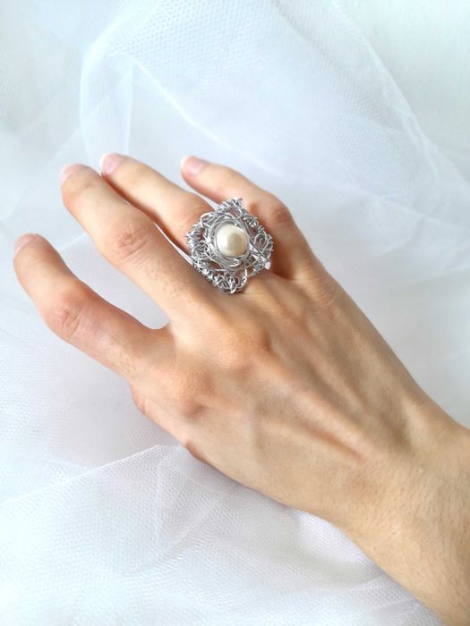 Anel barroco com pérola de rio genuína