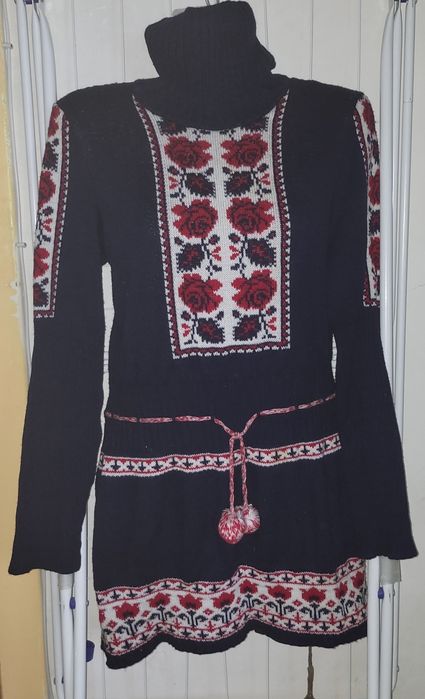 Тепле трикотажне вишите плаття