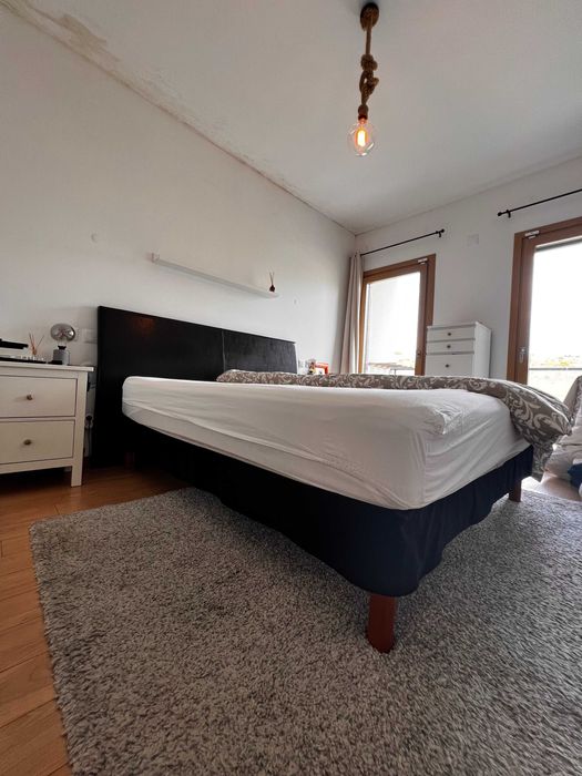 Cama de casal (Colchão + sommier)