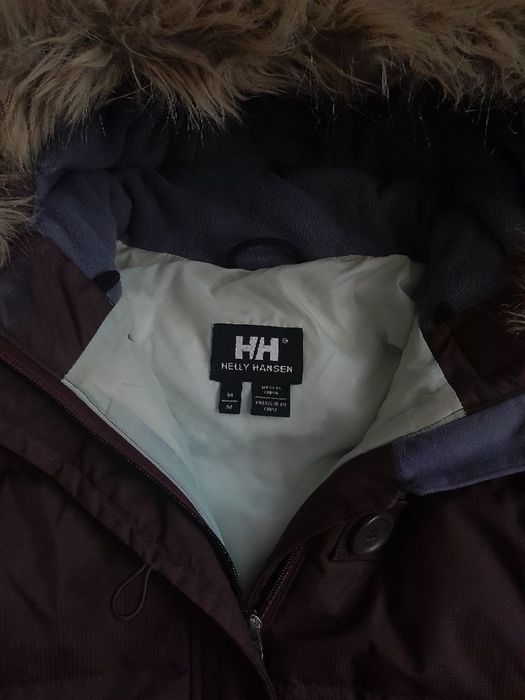 Пуховик Helly Hansen с мехом