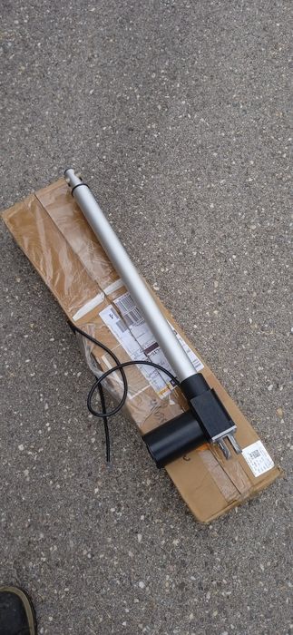 Linear Motor /Actuador Linear  sem uso