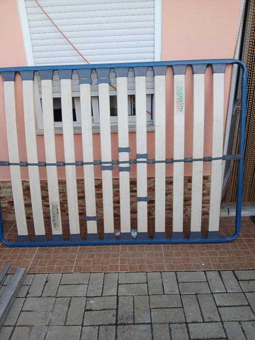 Estrado de cama  casal.
