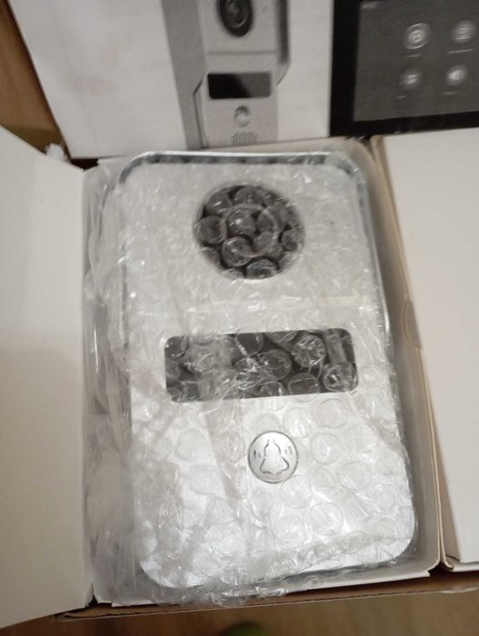 Vendo Vídeo Porteiro NOVO Conectado WI-FI com ecrã táctil