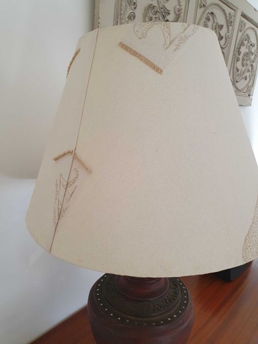 Candeeiro de mesa grande