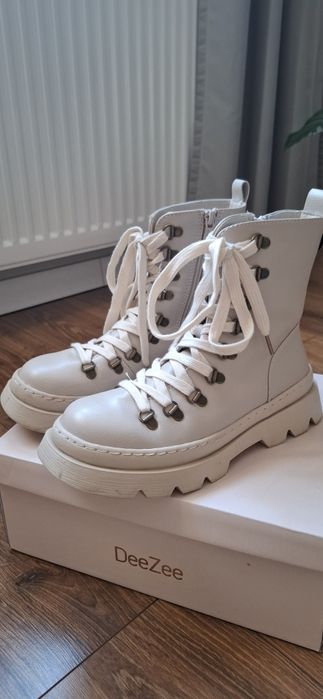 Sprzedam buty zimowe DeeZee rozmiar 36
