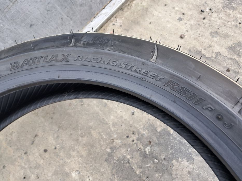 Мотошина, НОВА, 120/70 ZR17 Bridgestone Battlax Racing Street RS11F J
