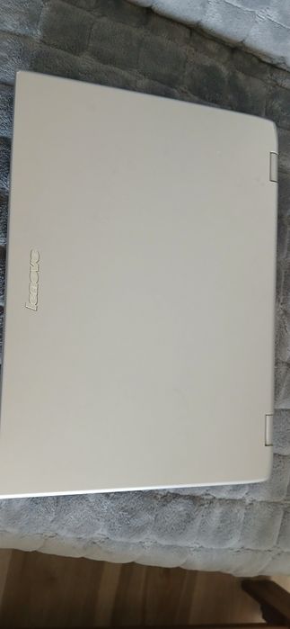 Sprzedam laptopa na części