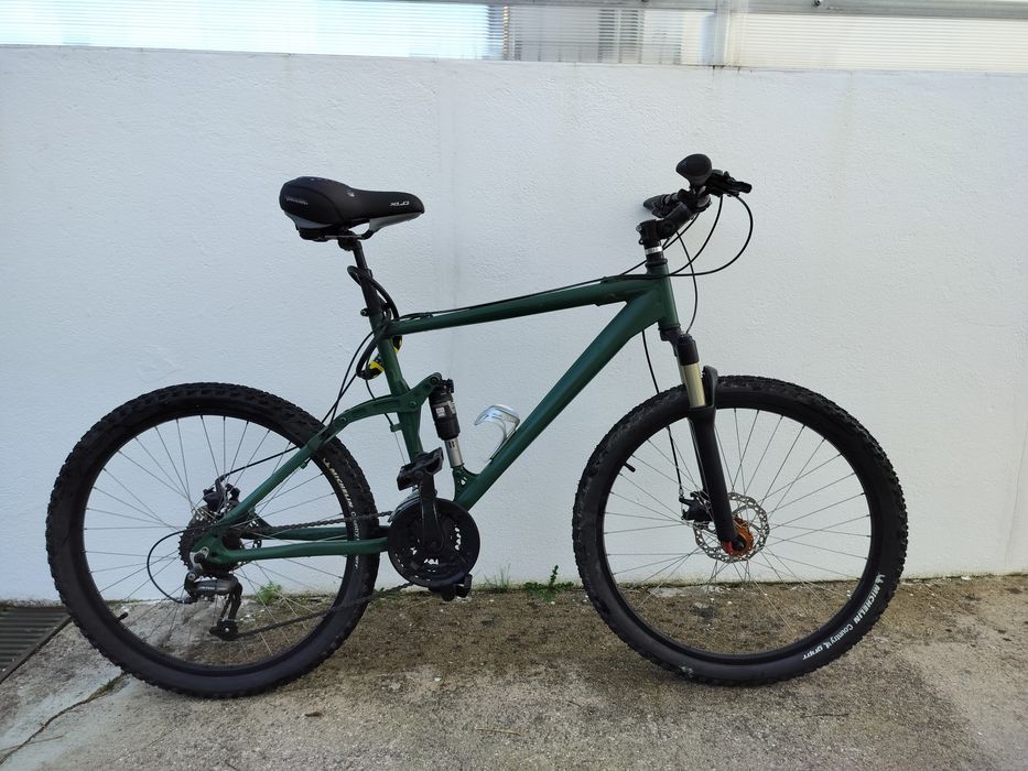 Berg Trailrock 2.2 RockShox btt suspensão total