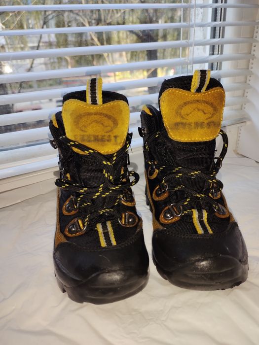 взуття для хлопчика